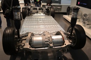 Tesla_Motors_Model_S_base